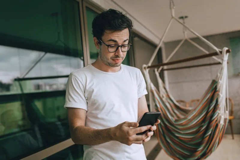 Read Receipts and Empty Calendars: How Your Response Time Is Quietly Killing Your Booking Rate