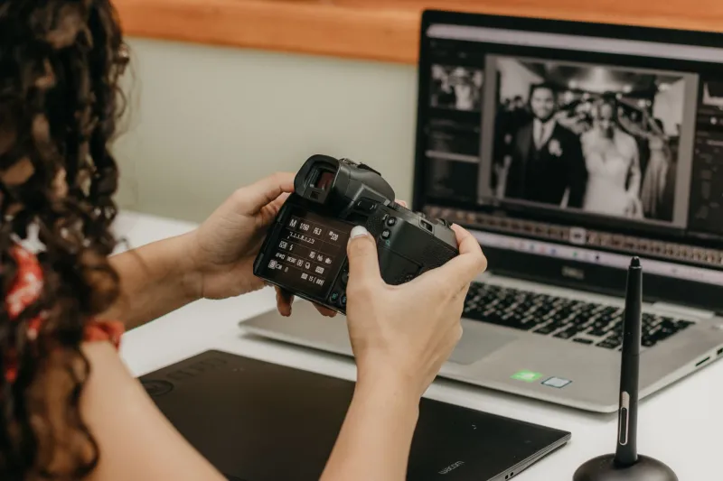 From First Email to Final Gallery in Under Two Hours: How These Wedding Photographers Are Rewriting the Booking Playbook